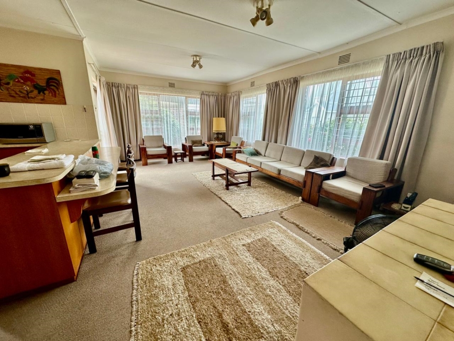 4 Bedroom Property for Sale in Bayview Western Cape